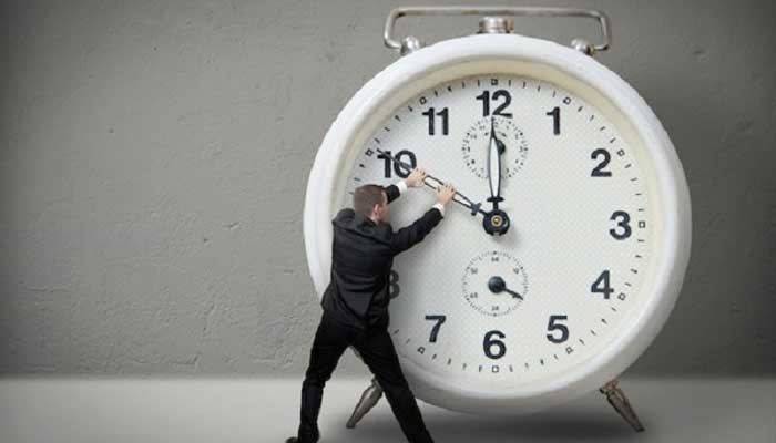 Sering Menunggu Gajian? 5 Cara Mengatur Keuangan Lebih Baik