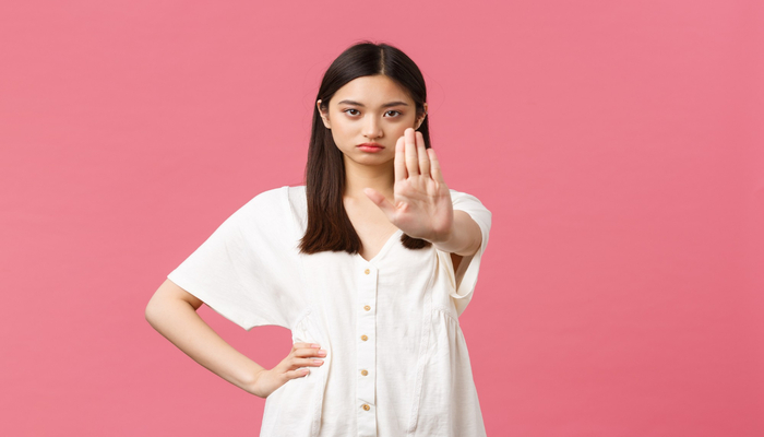 5 Cara Bebas dari Penilaian Orang Lain dan Membangun Jati Diri